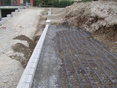 Mono-axial-extruded-HDPE-geogrids-Tenax-TT-for-reinforcement